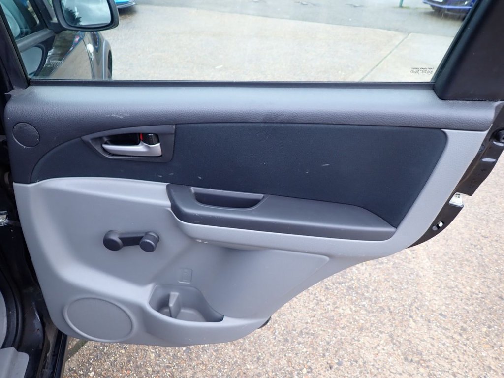 Used Suzuki SX4 2009 for sale - 77632082: Photo 28