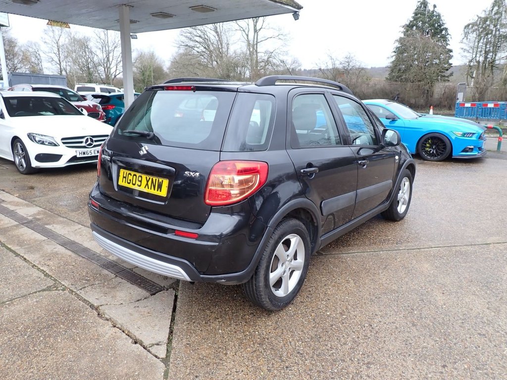 Used Suzuki SX4 2009 for sale - 77632082: Photo 3