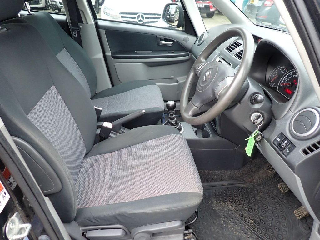 Used Suzuki SX4 2009 for sale - 77632082: Photo 9