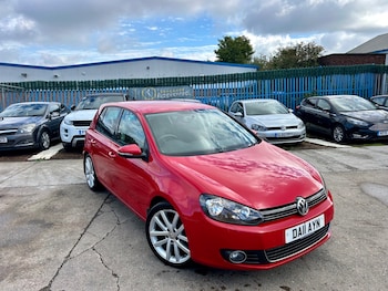 Used Volkswagen Golf 2011 for sale - 76101121: Photo