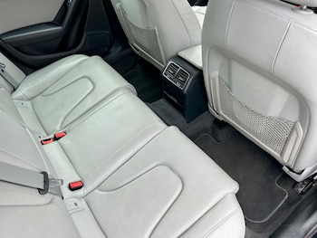 Used Audi A4 2015 for sale - 76234478: Photo 2