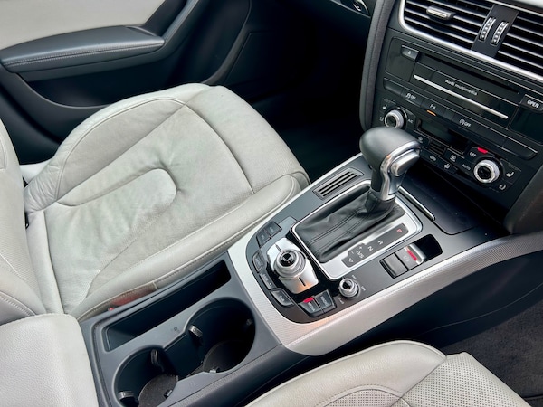 Used Audi A4 2015 for sale - 76234478: Photo 42