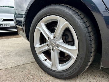 Used Audi A4 2015 for sale - 76234478: Photo 4