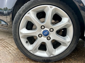 Used Ford Fiesta 2011 for sale - 75862306: Photo