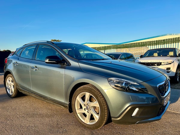 Used Volvo V40 2014 for sale - 76264304: Photo 17