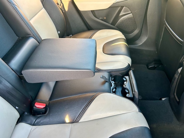 Used Volvo V40 2014 for sale - 76264304: Photo 48