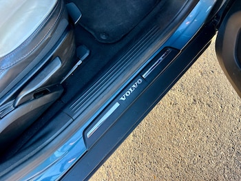 Used Volvo V40 2014 for sale - 76264304: Photo 4