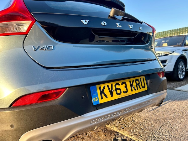 Used Volvo V40 2014 for sale - 76264304: Photo 62