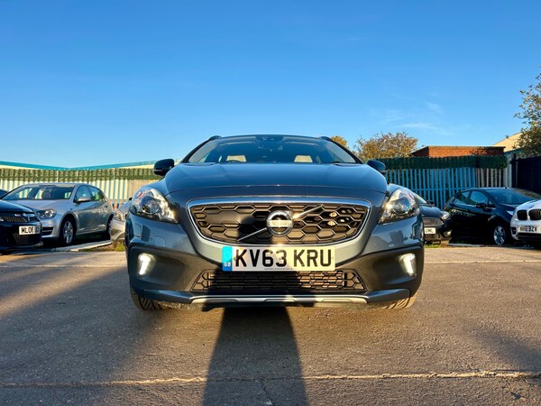 Used Volvo V40 2014 for sale - 76264304: Photo 78