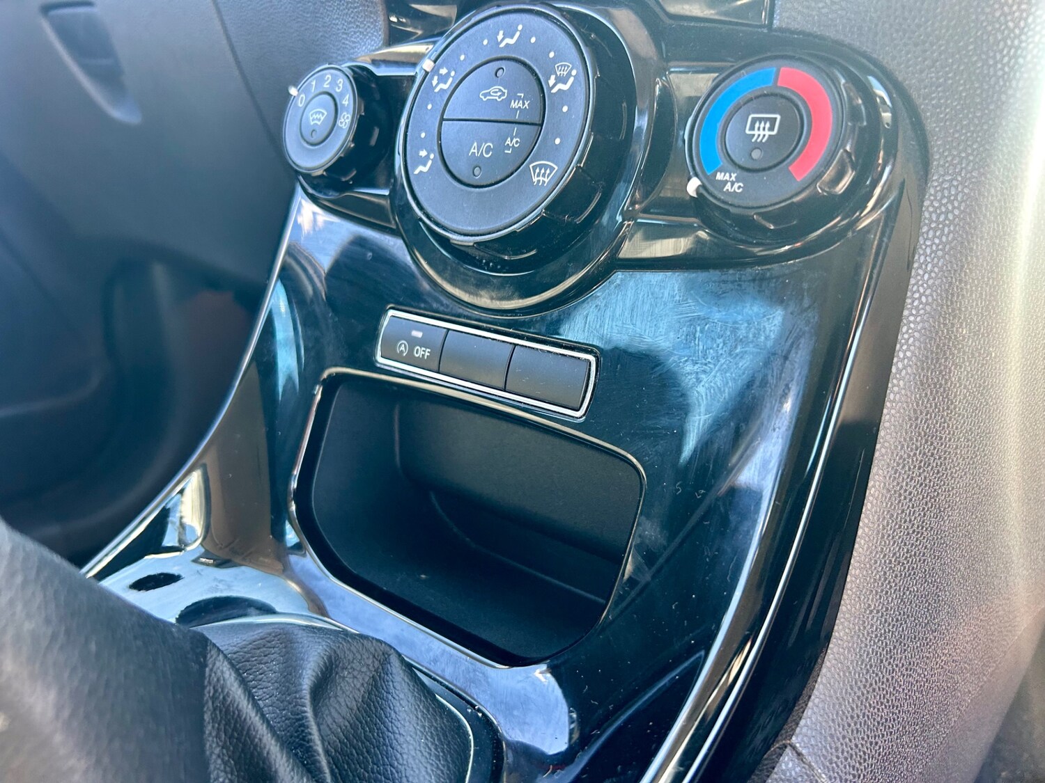 Vehicle 33