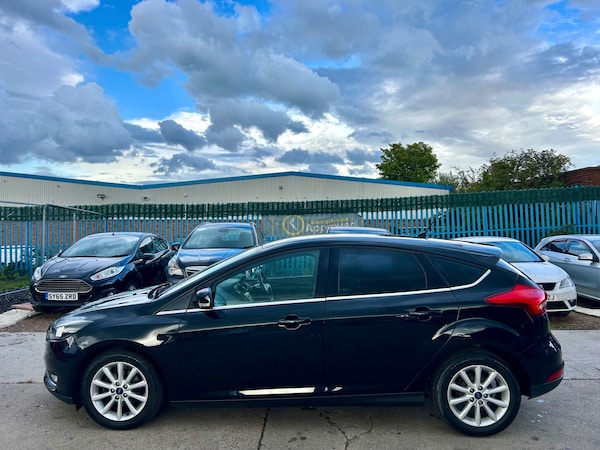 Used Ford Focus 2015 for sale - 74779605: Photo 19