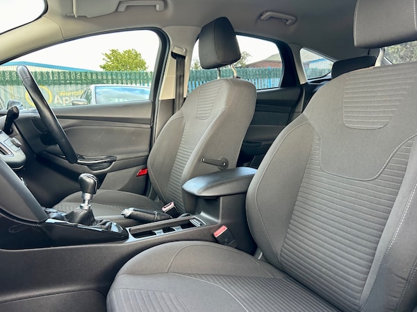 Used Ford Focus 2015 for sale - 74779605: Photo 45
