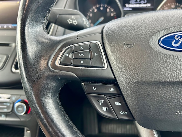 Used Ford Focus 2015 for sale - 74779605: Photo 75