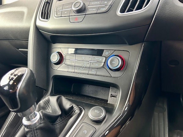 Used Ford Focus 2015 for sale - 74779605: Photo 81
