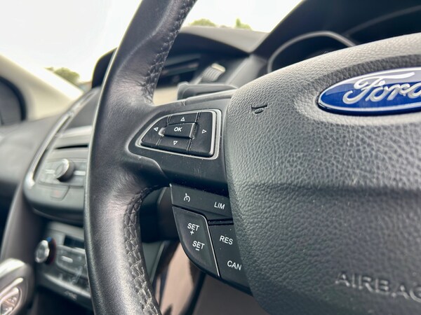 Used Ford Focus 2015 for sale - 75428976: Photo 18
