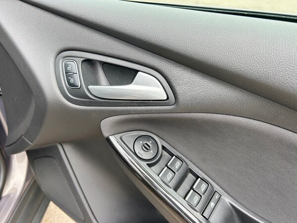 Used Ford Focus 2015 for sale - 75428976: Photo 36