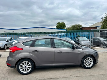 Used Ford Focus 2015 for sale - 75428976: Photo