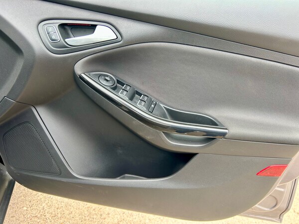 Used Ford Focus 2015 for sale - 75428976: Photo 70