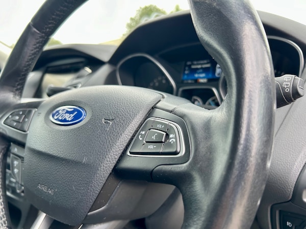 Used Ford Focus 2015 for sale - 75428976: Photo 7