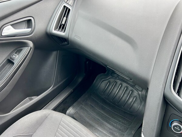 Used Ford Focus 2015 for sale - 75428976: Photo 89