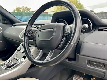 Used Land Rover Range Rover Evoque 2015 for sale - 76101019: Photo