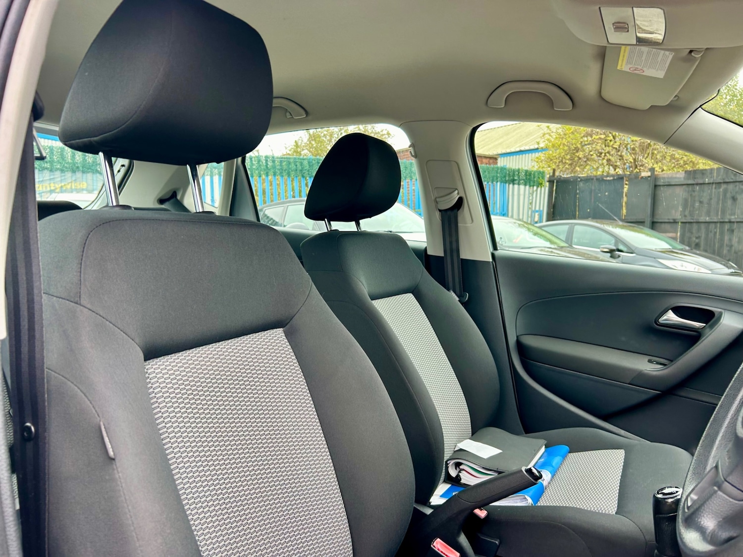 Used Volkswagen Polo 2009 for sale - 76316377: Photo 33