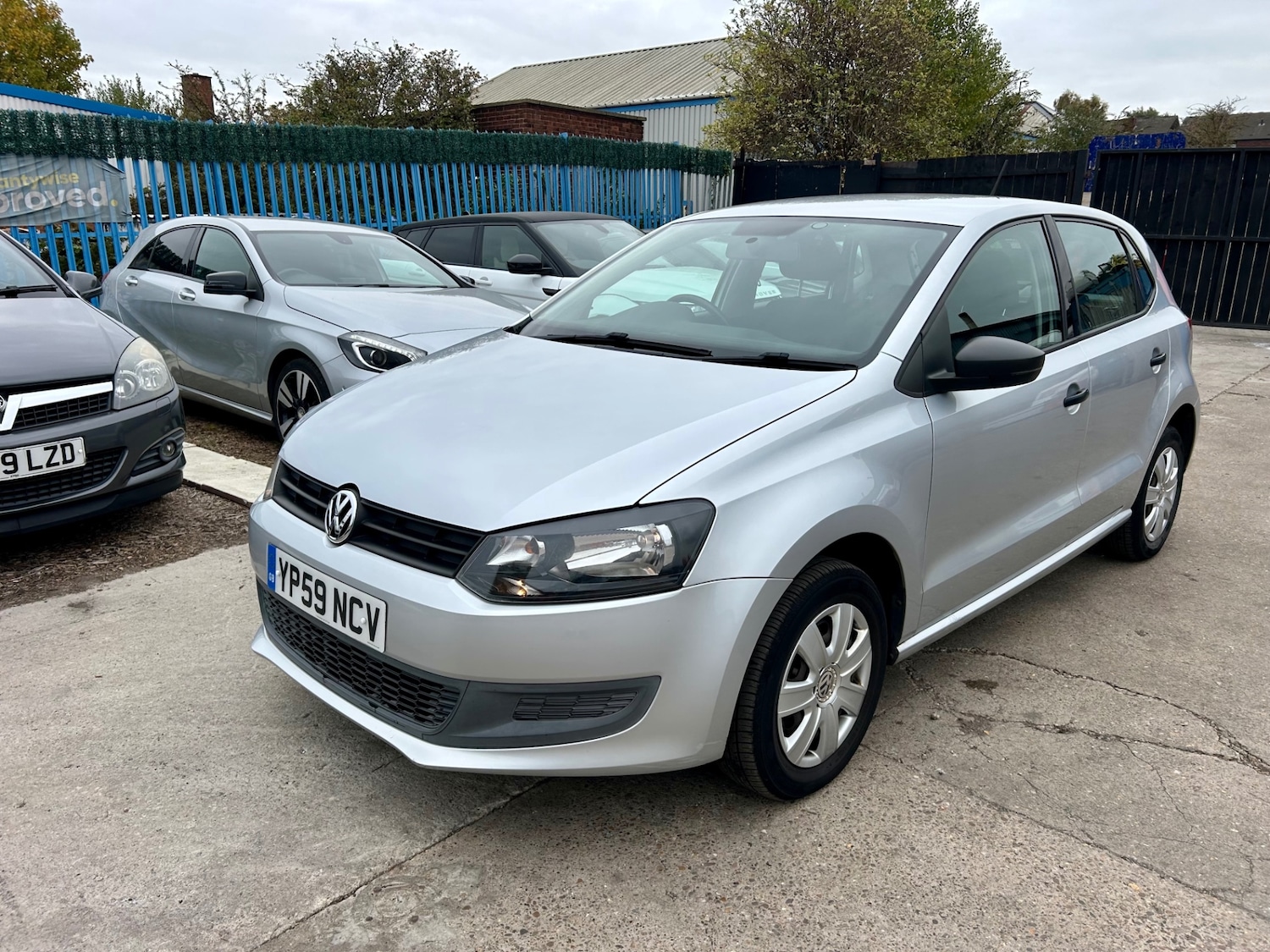 Used Volkswagen Polo 2009 for sale - 76316377: Photo 50