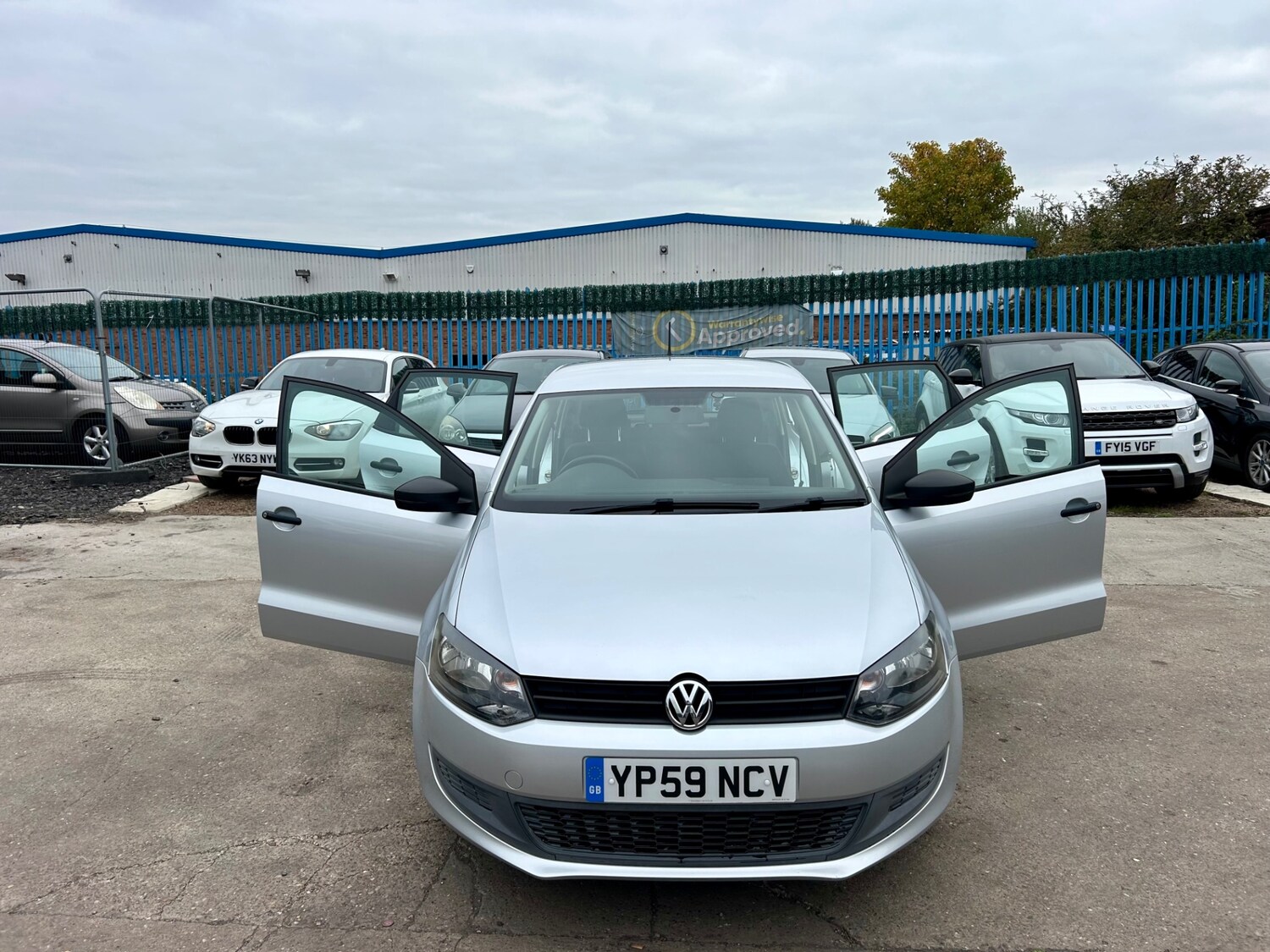 Used Volkswagen Polo 2009 for sale - 76316377: Photo 64