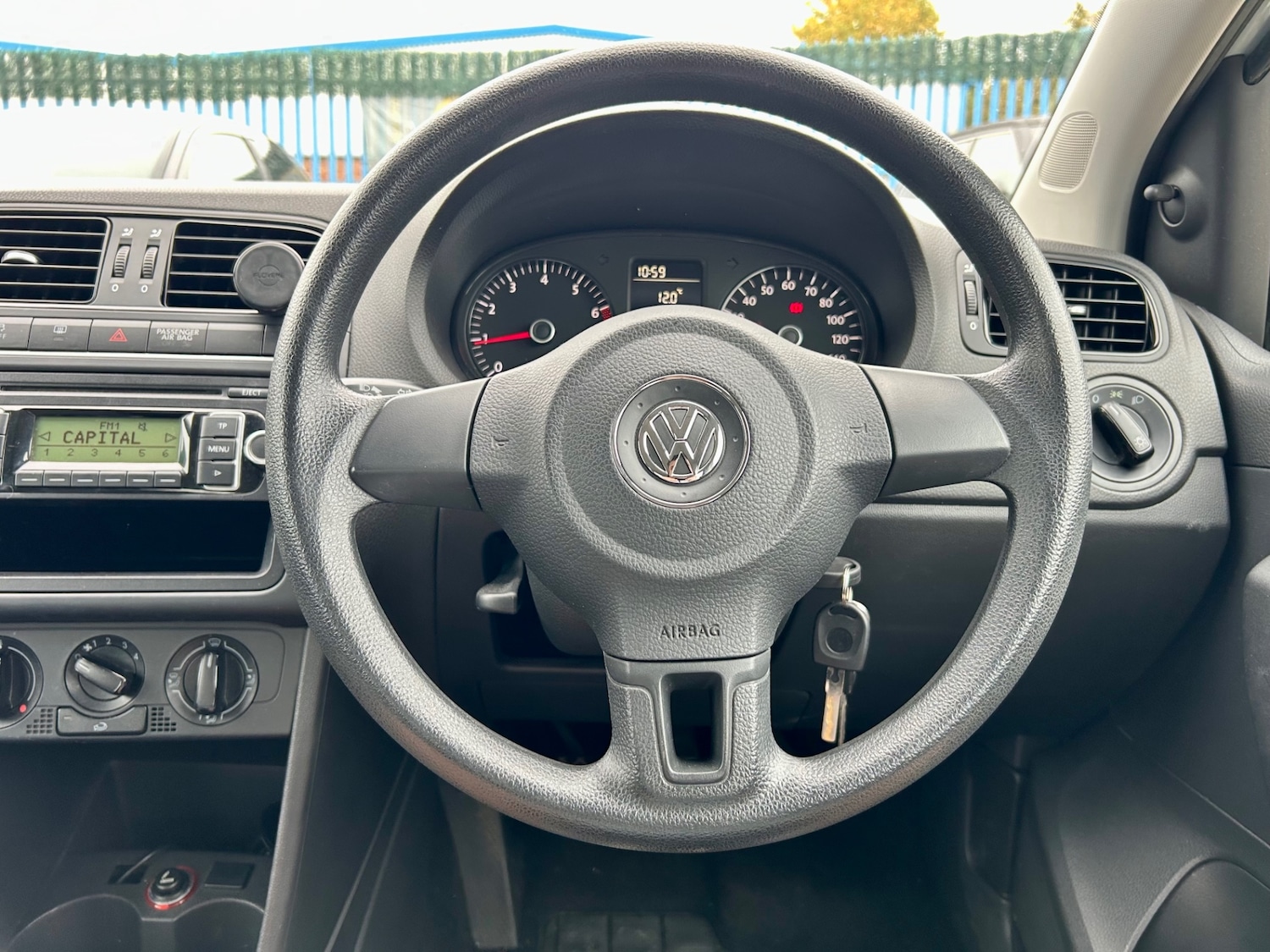 Used Volkswagen Polo 2009 for sale - 76316377: Photo 78