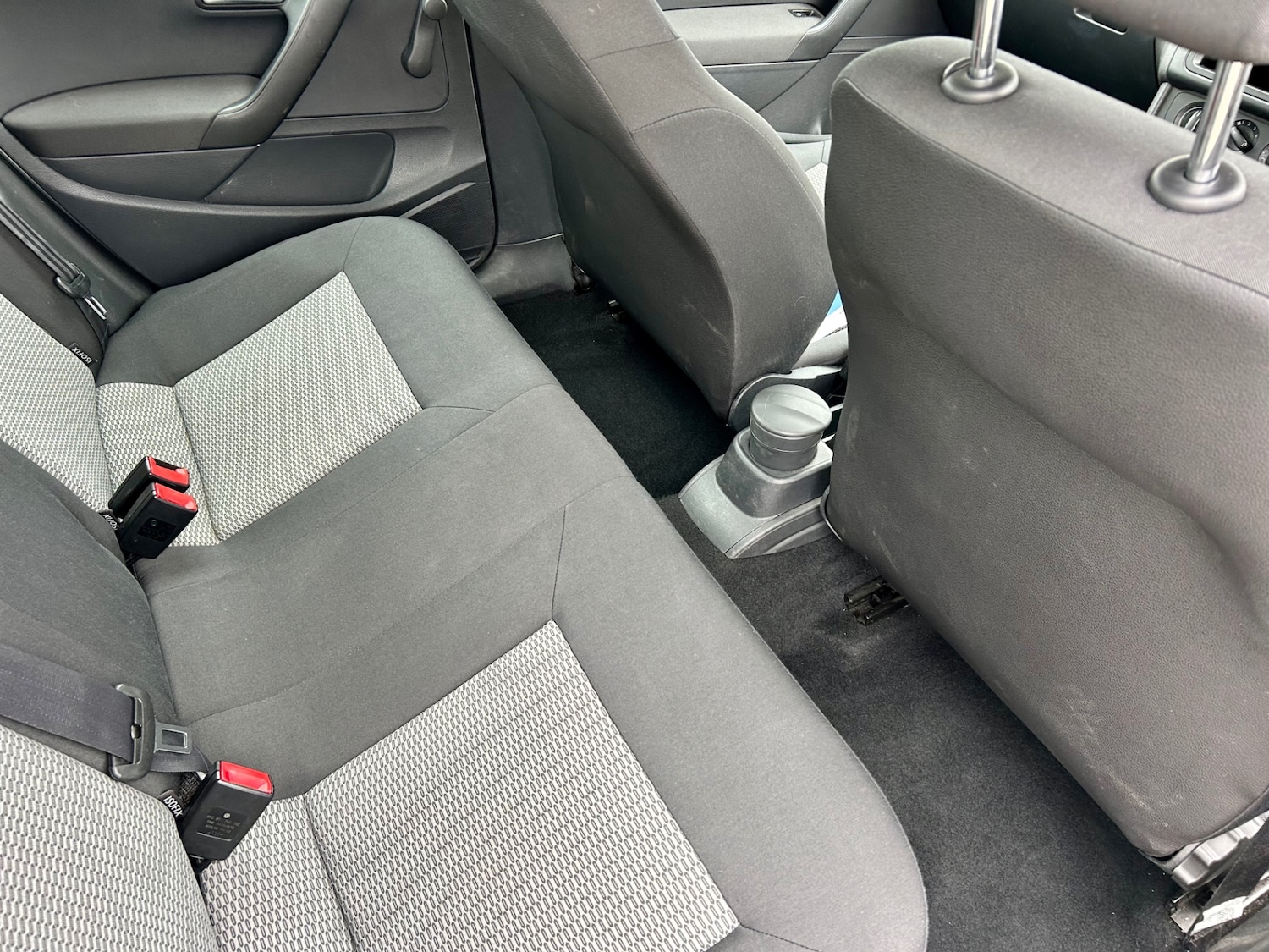 Used Volkswagen Polo 2009 for sale - 76316377: Photo 8