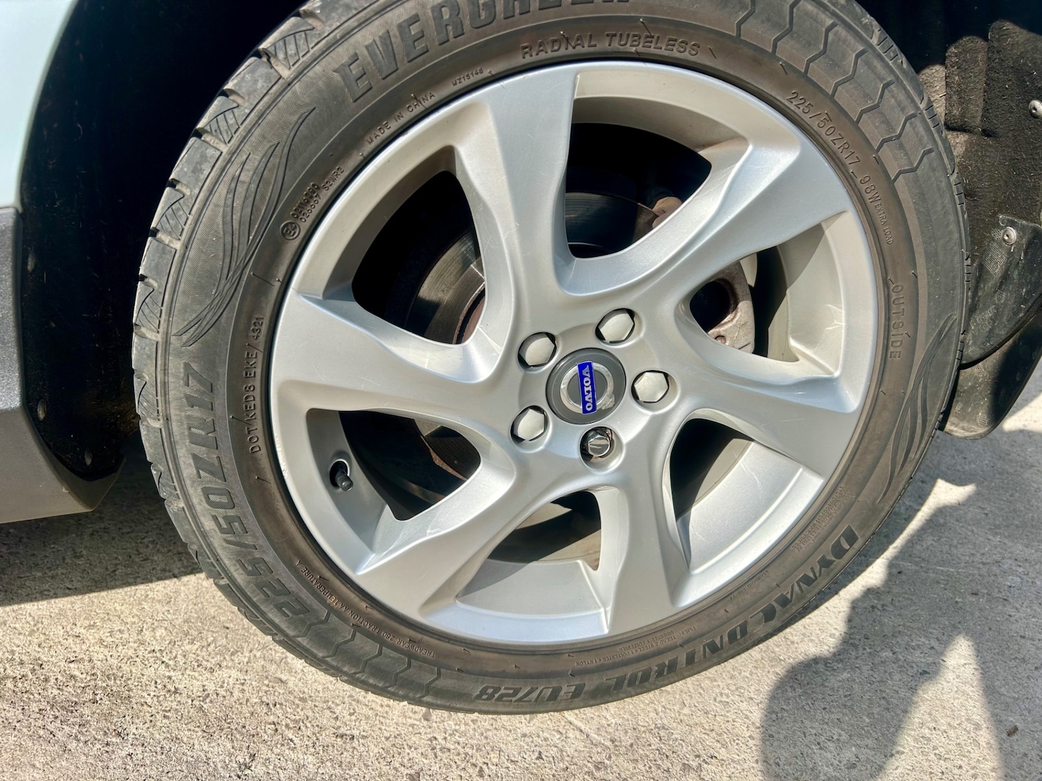 Used Volvo V40 2015 for sale - 76142412: Photo 25