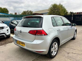 Used Volkswagen Golf 2013 for sale - 76101041: Photo