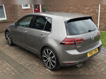 Used Volkswagen Golf 2015 for sale - 77358627: Photo