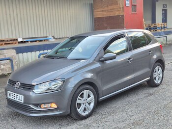 Used Volkswagen Polo 2016 for sale - 77359157: Photo