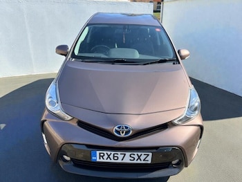 Used Toyota Prius+ 2017 for sale - 78772470: Photo