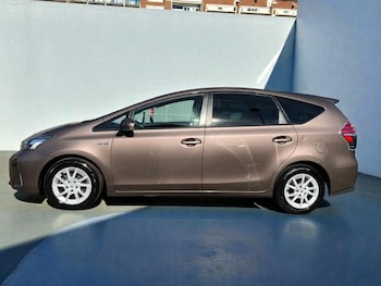 Used Toyota Prius+ 2017 for sale - 78772470: Photo