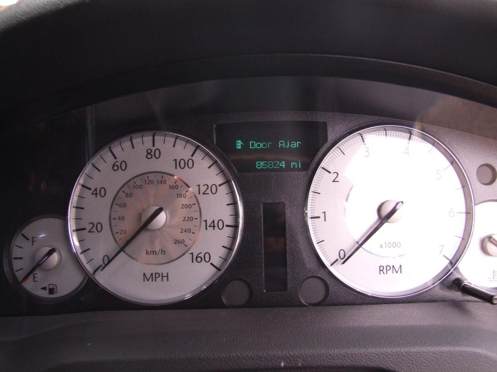 Used Chrysler 300C 2010 for sale - 76412300: Photo 29