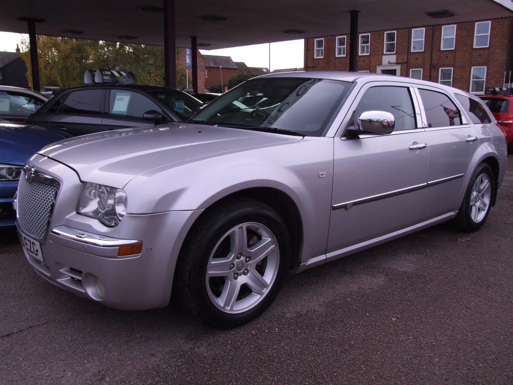 Used Chrysler 300C 2010 for sale - 76412300: Photo 3
