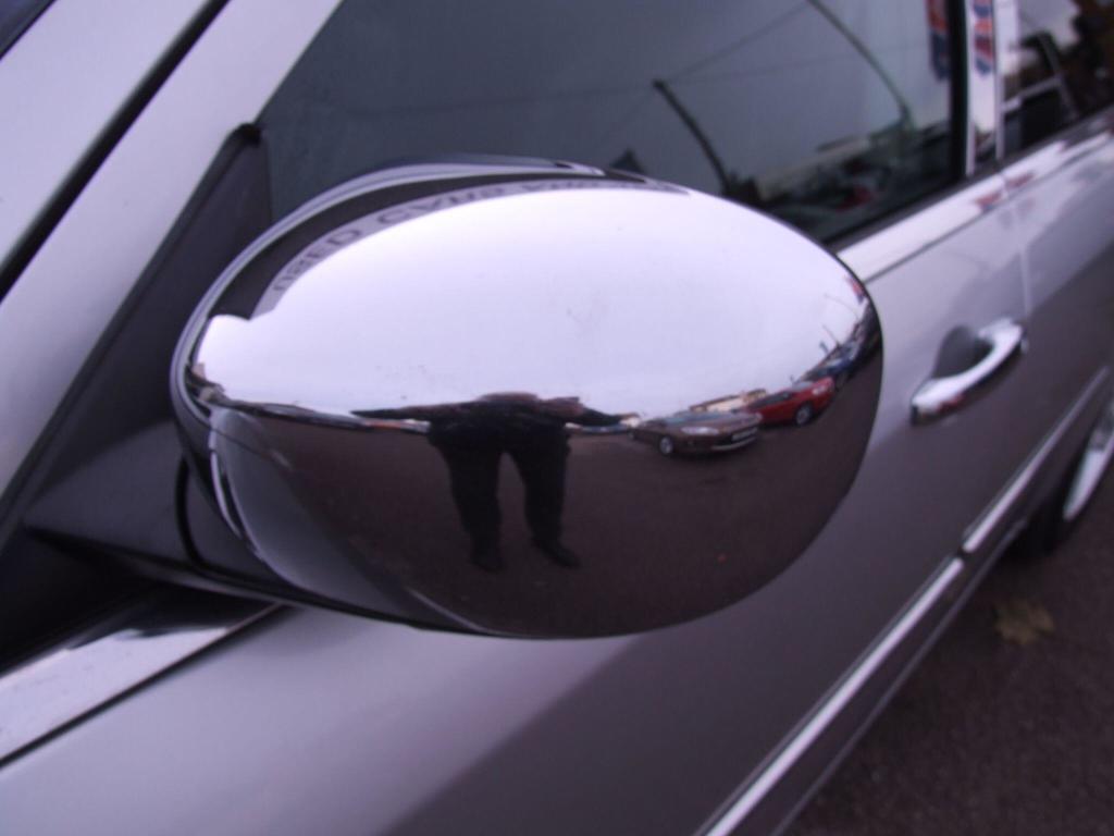 Used Chrysler 300C 2010 for sale - 76412300: Photo 30