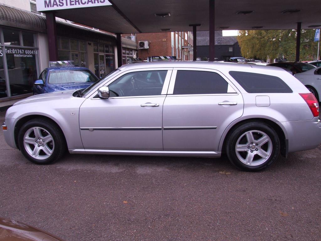 Used Chrysler 300C 2010 for sale - 76412300: Photo 6