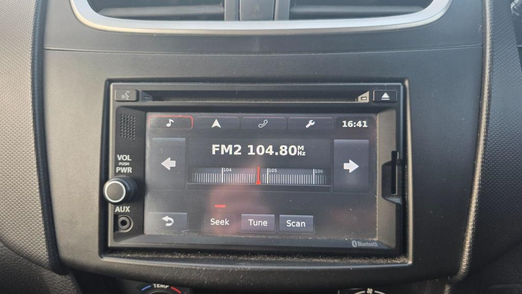 Used Suzuki Swift 2015 for sale - 77533805: Photo 35