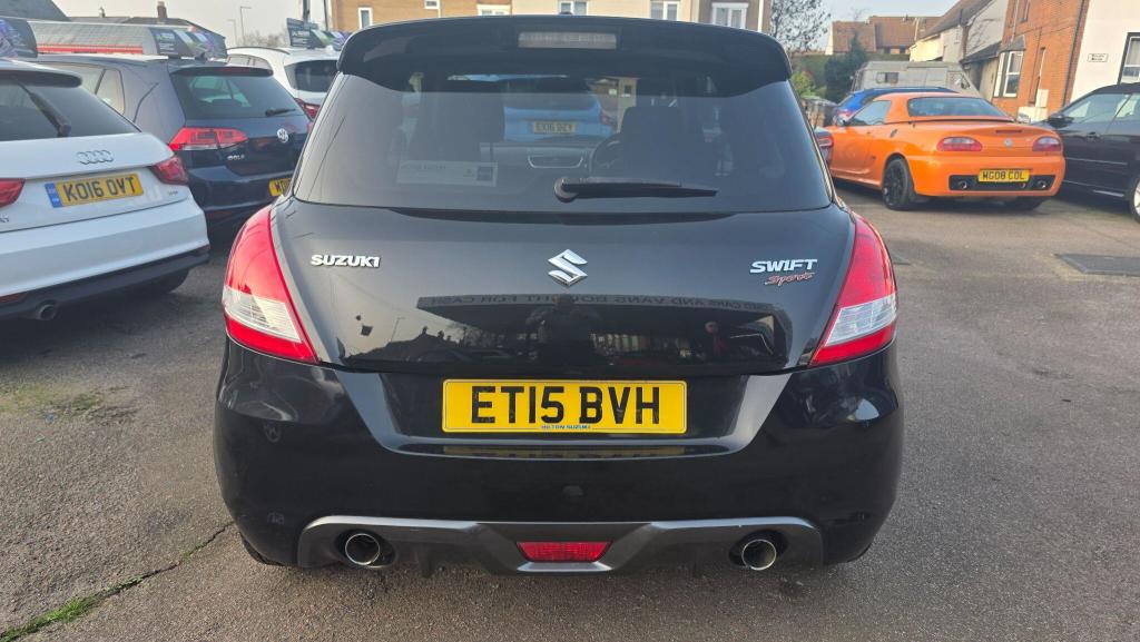 Used Suzuki Swift 2015 for sale - 77533805: Photo 9