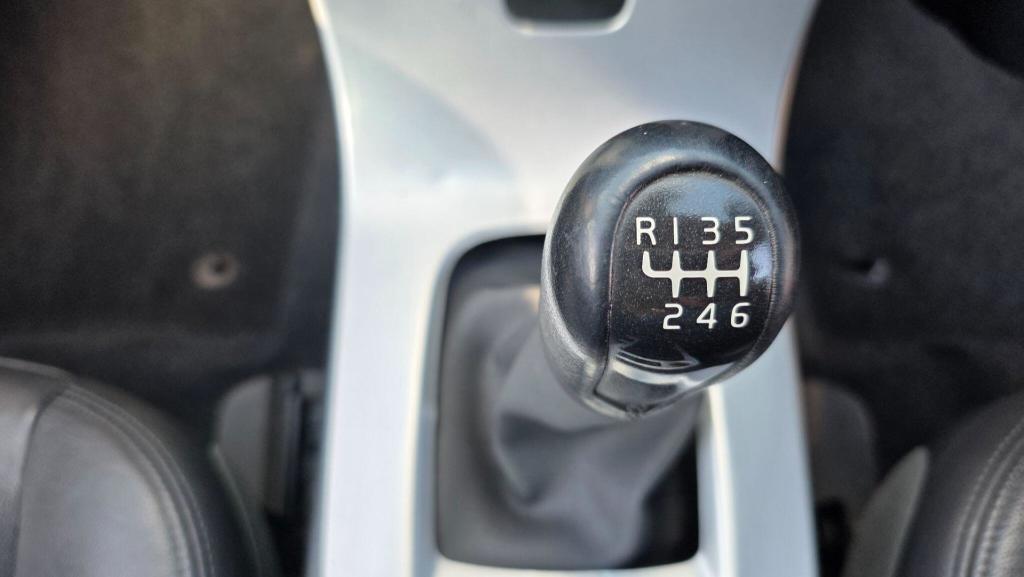 Used Volvo V50 2012 for sale - 77733525: Photo 11