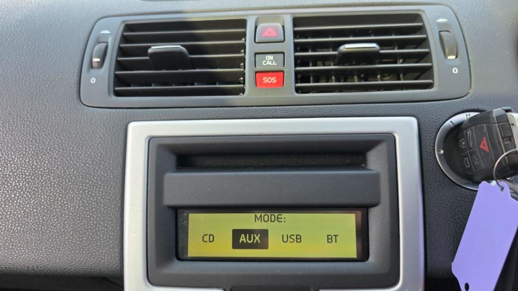 Used Volvo V50 2012 for sale - 77733525: Photo 20