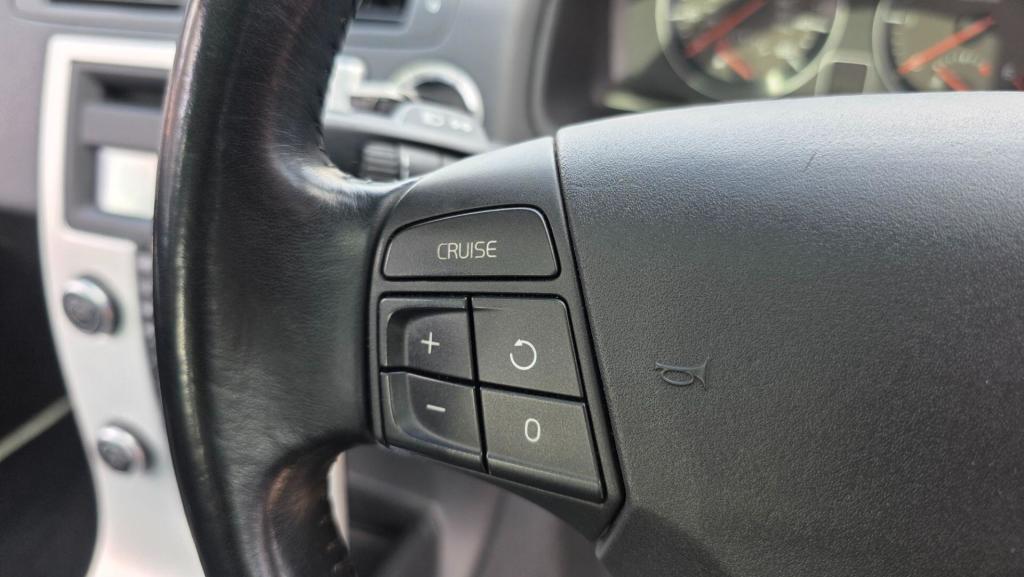 Used Volvo V50 2012 for sale - 77733525: Photo 22