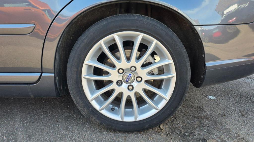 Used Volvo V50 2012 for sale - 77733525: Photo 25