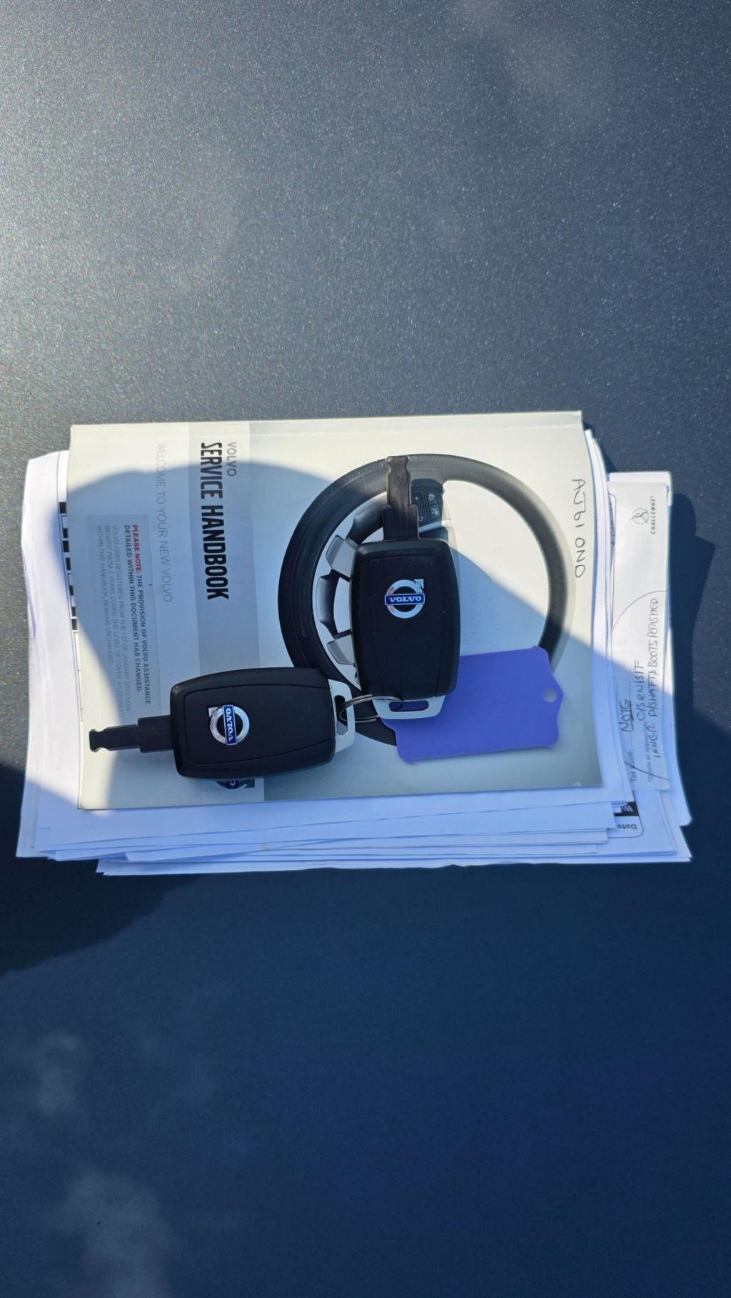 Used Volvo V50 2012 for sale - 77733525: Photo 32