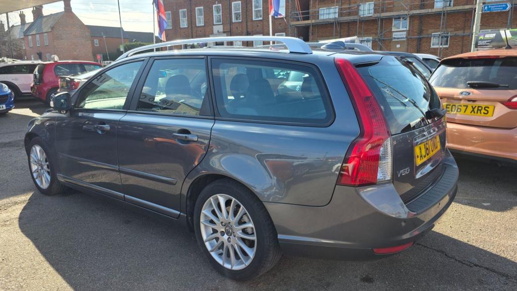 Used Volvo V50 2012 for sale - 77733525: Photo 4