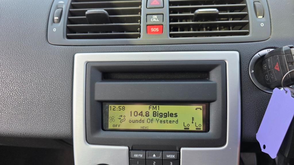 Used Volvo V50 2012 for sale - 77733525: Photo 50