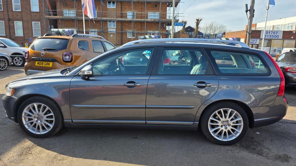 Used Volvo V50 2012 for sale - 77733525: Photo 6